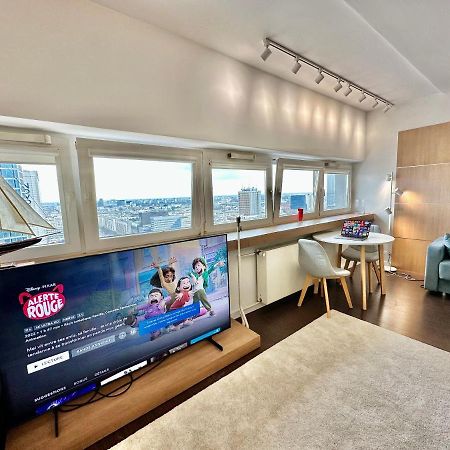 Top Metro X2 Fast Wifi 400 Mbs 70'Tv Netflix Hbo Max Appletv+ Disney+ Varšava Exteriér fotografie